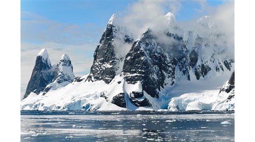Antarctica expedition cruise travel expert
