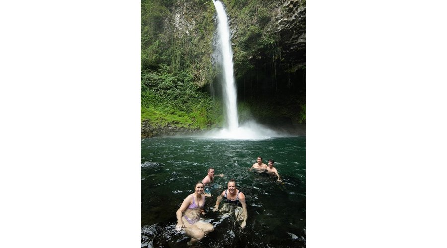 Costa Rica Volcano & Beach Escape