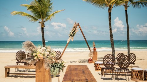 Bride-To-Beach: Destination Weddings & Honeymoons
