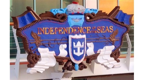 Birthday celebration on Independence of the Seas