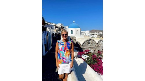 Santorini day tour - stopping in Oia