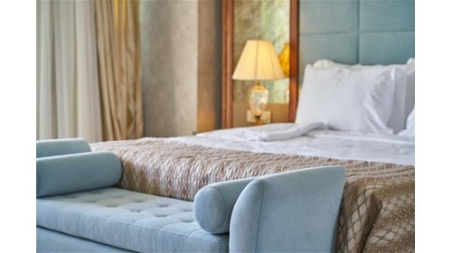 Luxury Hotel Bed