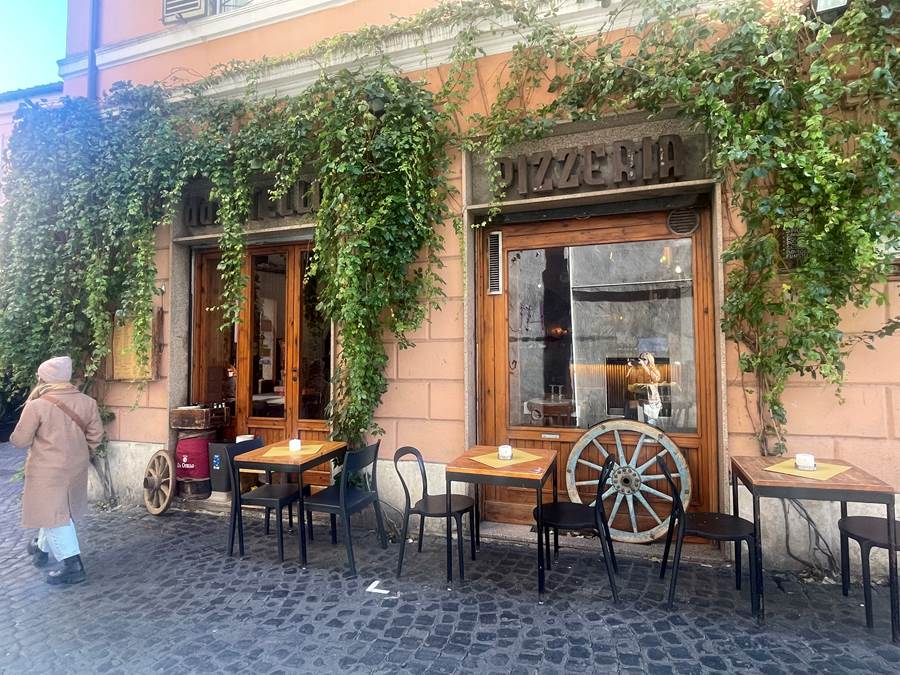 Trastevere…an enchanting neighborhood in Rome