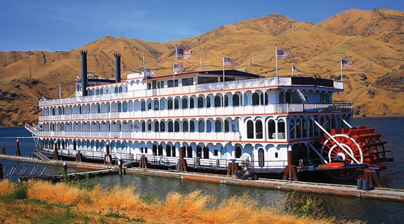 The beautiful Columbia River Queen of the West