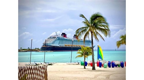Disney Cruises are my absolute FAVORITE vacation!!