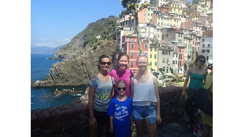 Cinque Terre means five lands-Travel agent Italy