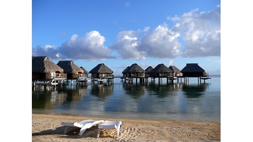 Honeymoon and Anniversary Specialist