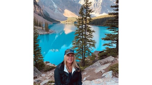 Travel Agent for Beautiful Banff Canada 