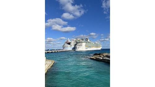 Liberty of the Sea next to Utopia of the Seas 