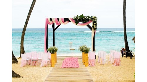 Destination Wedding and All Inclusive specialist