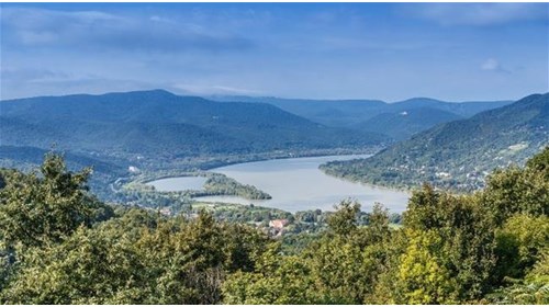 Best Hiking Trails for Nature Lovers in Hungary