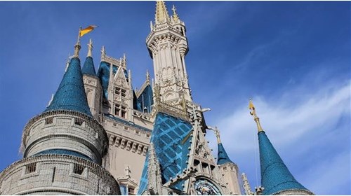 Magic Kindgom's beautiful Cinderella Castle