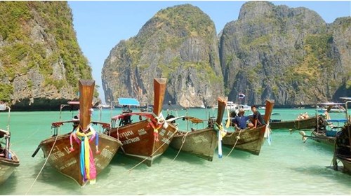 Thai boats and Scenery 