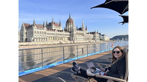 Sailing through Budapest, but always available