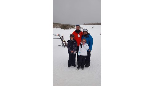 Trip skiing/snowboarding to Grand Lake, Colorado 