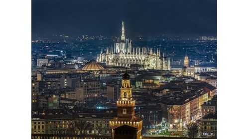 Milano by night.