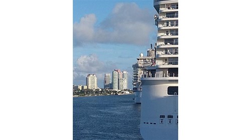 Ships in the port of Miami