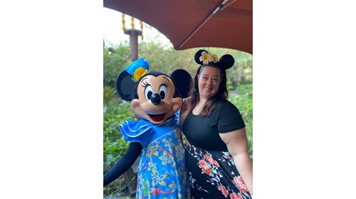 Spending the Day with Minnie at Disney’s Aulani