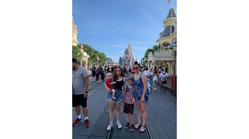 I want to help you travel around the world! 