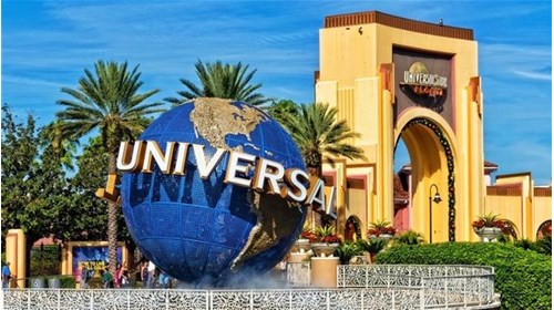 Going to Universal makes me feel like a kid agian