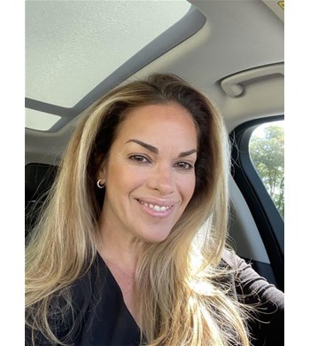 Dafne Diaz, Miami, FL Travel Agent