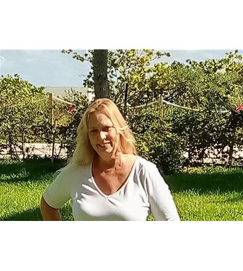 Darlene Norris