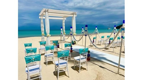 Luxury Destination Wedding Specialist