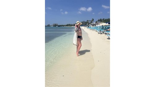 Walking on the beaches of Aruba is my happy place
