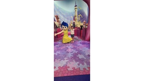 Travel Agent Specializing in Disney Getaways