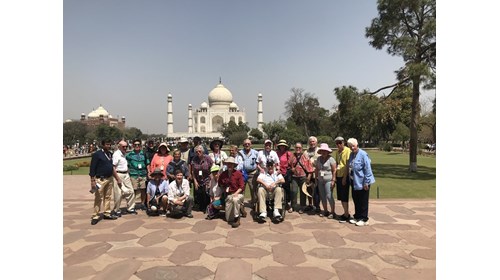 Cruise Specialists clients at the Taj Mahal