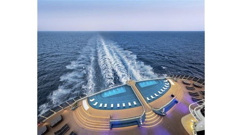 Perfect aft view of the sea on a cruise ship!