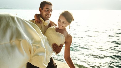 Honeymoon & Destination Wedding Expert
