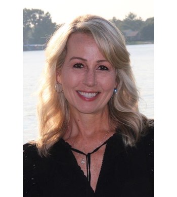 Karrie Smythia-Wahlert