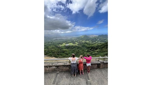 making memories with grandma in Hawaii