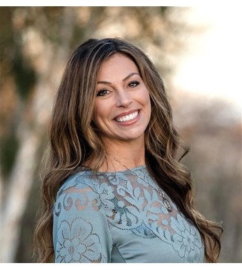 Traci Hoffman