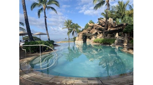Infinity Pool @ Aulani - A Disney Resort in Hawaii