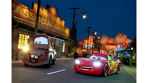 Let’s Do Disneyland, Bestie!