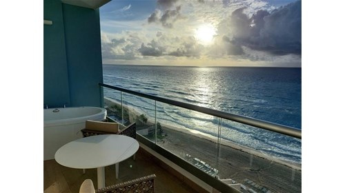 Where Relaxed Luxury Begins...