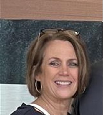 Holly Thomas