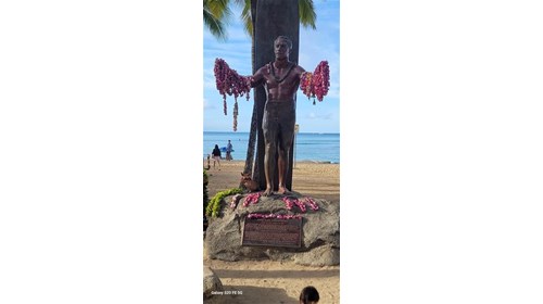 Statue of Duke on Waikiki Beach