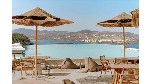 Romance & Anniversary Travel Advisor