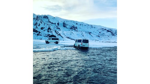Cruising over icy rivers