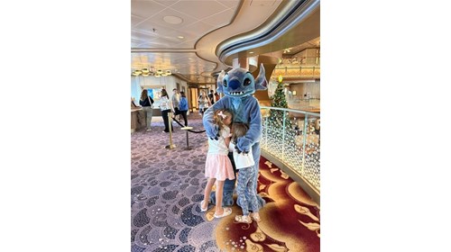 FAMILY TRAVEL SPECIALIST