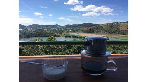 Vietnam: Venturing to the East