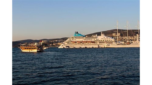 Oceania Cruises Specialist