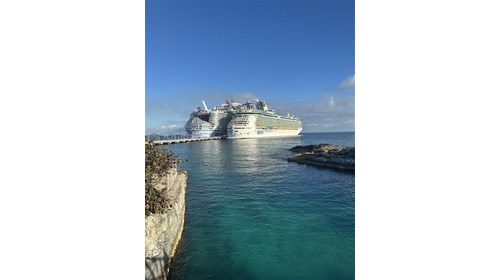Family Cruising Specialist 