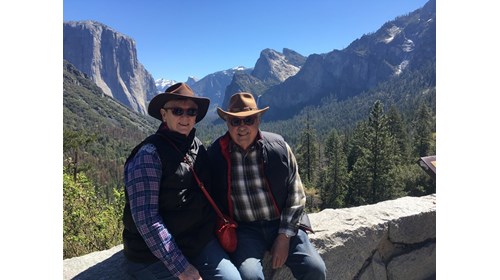 Semi-escorted tour to Yosemite 