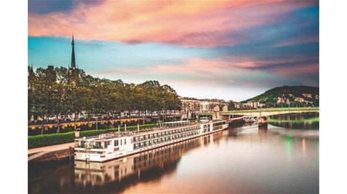 Seine River Cruise Travel Agent Near Me