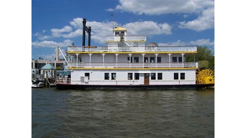 Private Paddle Wheeler on the Delta