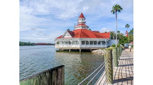 Luxury Disney and Universal Experiences
